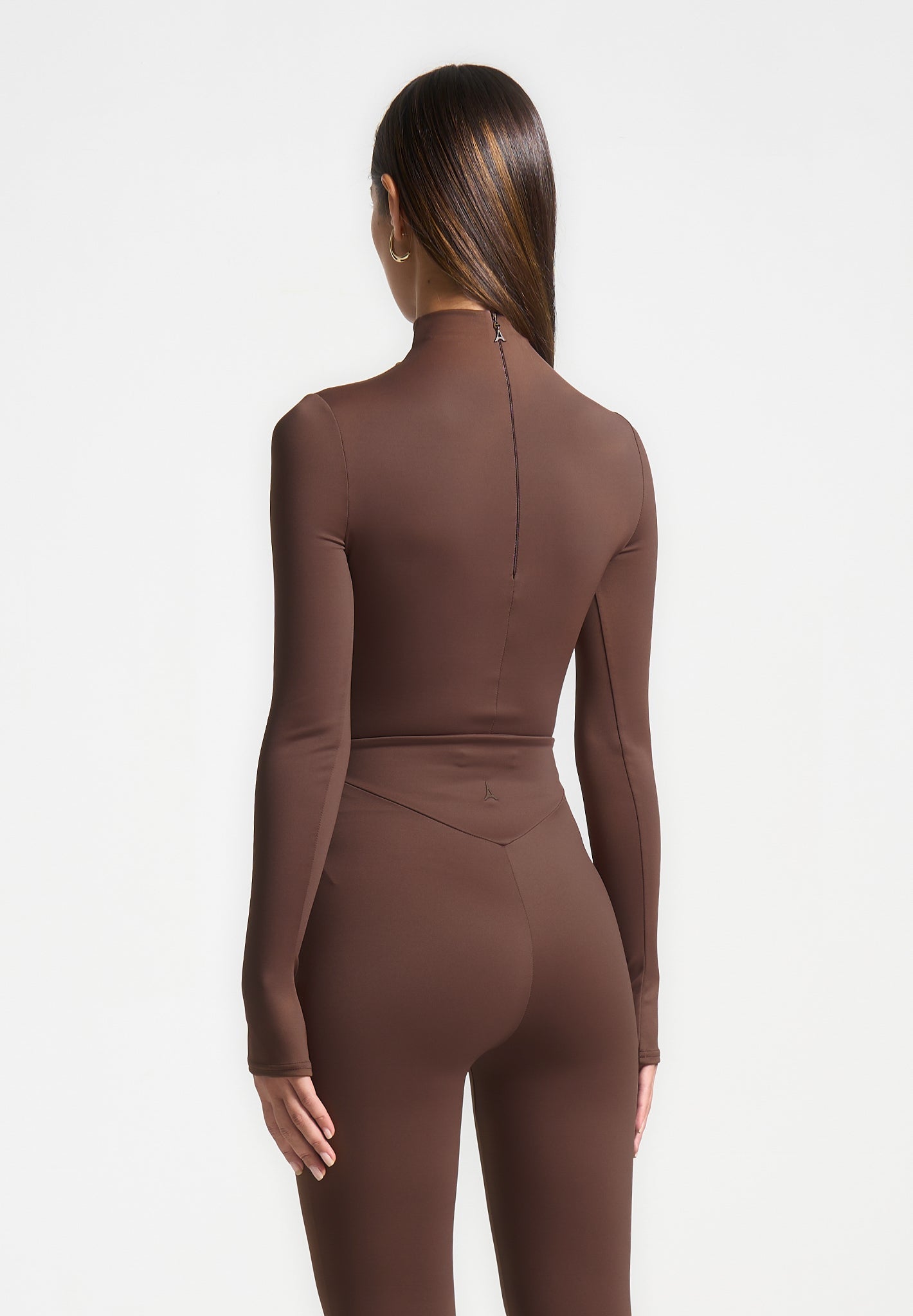 eternelle-mock-neck-long-sleeve-top-brown