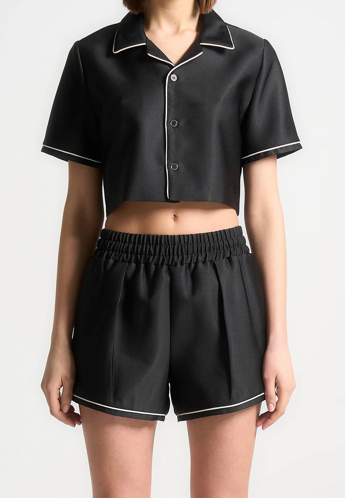 satin-cropped-shirt-with-piping-black