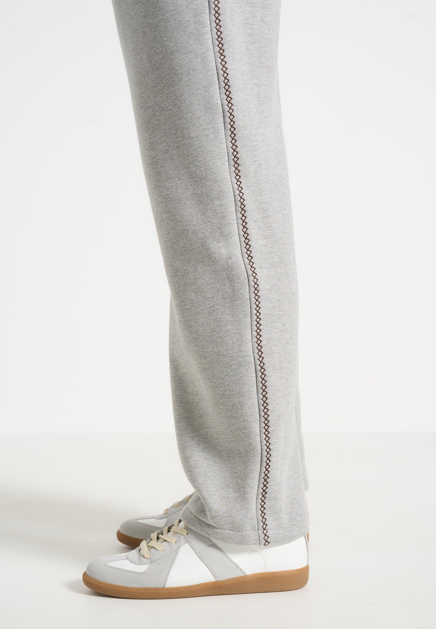 marcel-whipstitch-regular-jogger-light-grey
