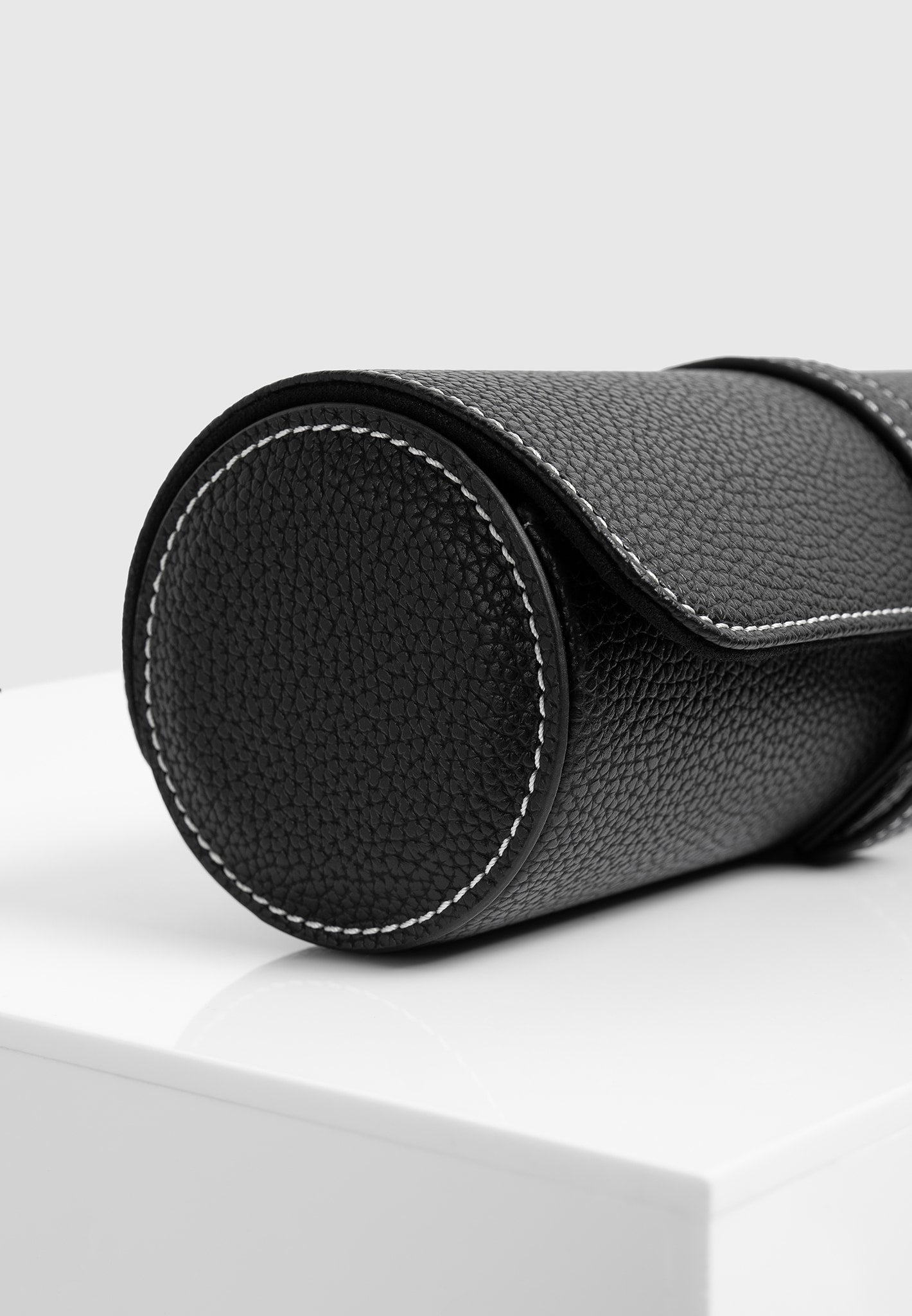 Fred - Pebbled Leather Contrast Stitch Watch Roll - Black