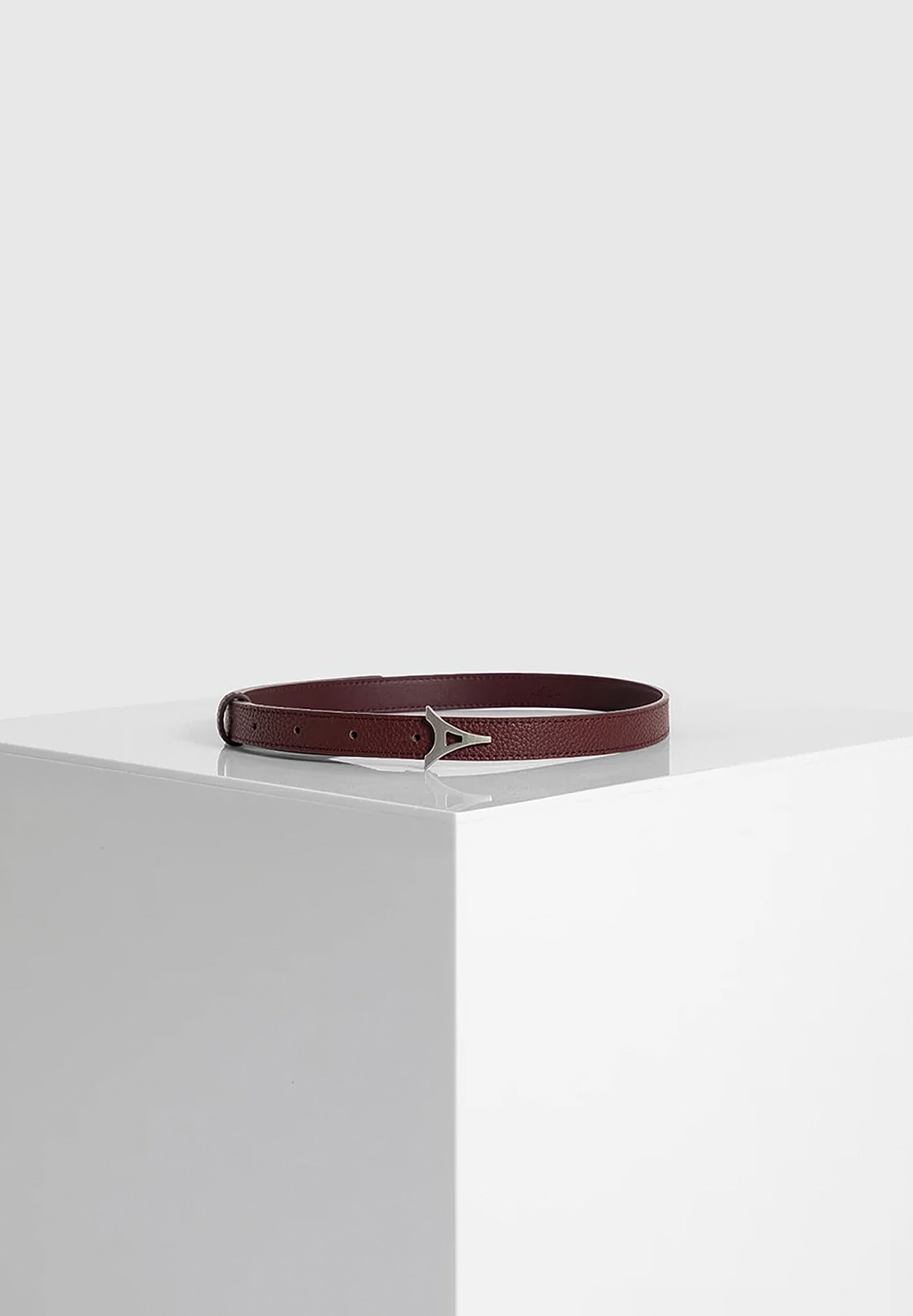 Leonie - Eiffel Slim Leather Belt - Red
