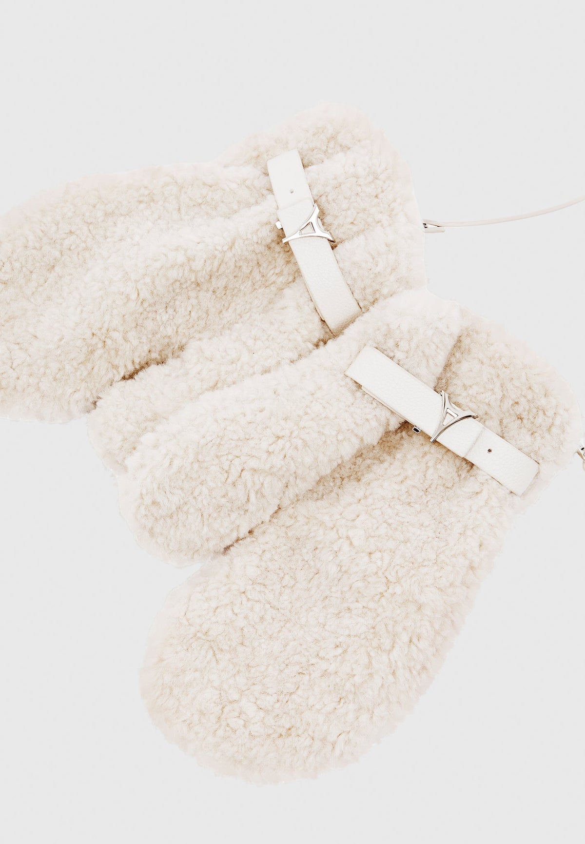 eiffel-plush-mittens-beige
