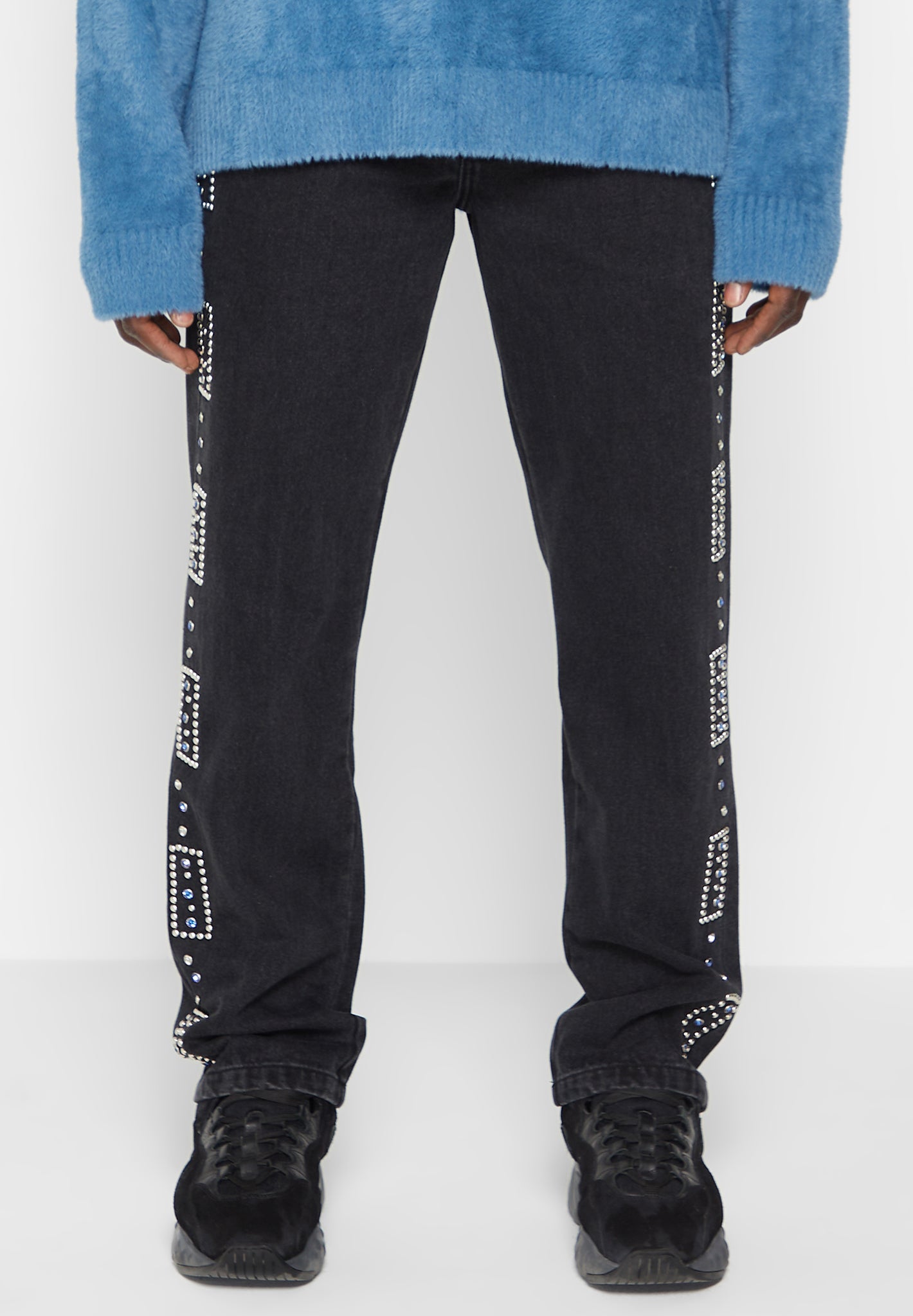 Black side tape sales jeans