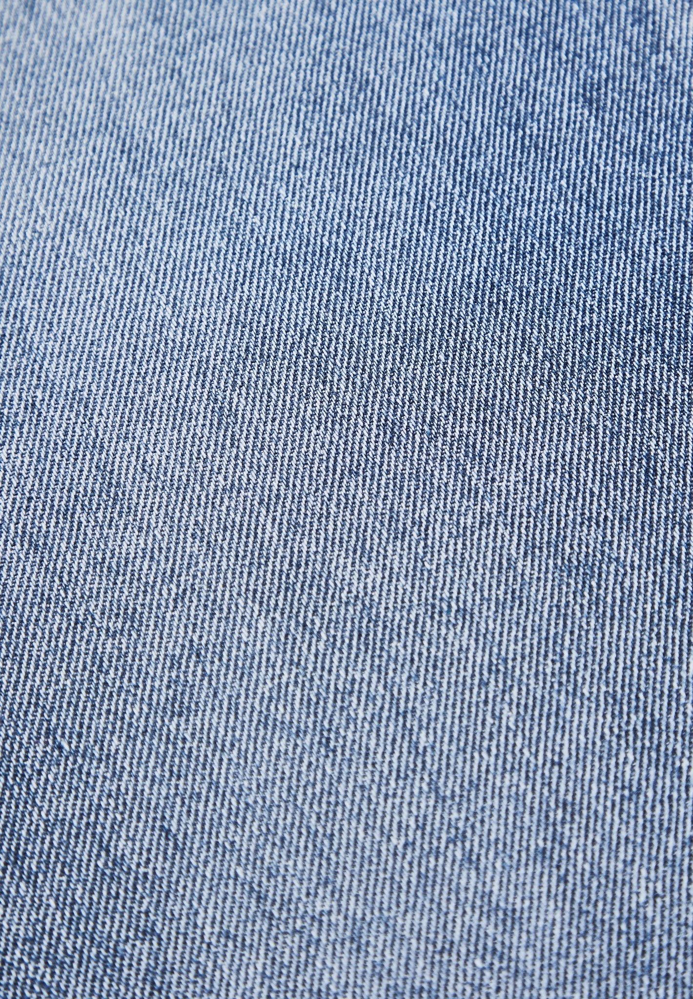 everyday-jeans-washed-blue