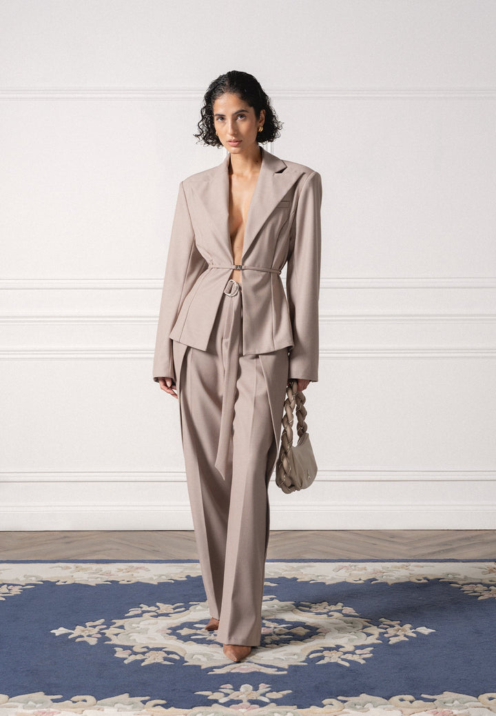 wide-shoulder-tailored-blazer-with-twin-belt-taupe