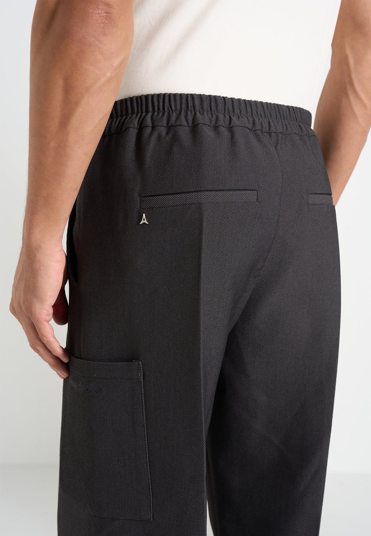 Luca - Relaxed Fit Pleated Pocket Pants - Grey