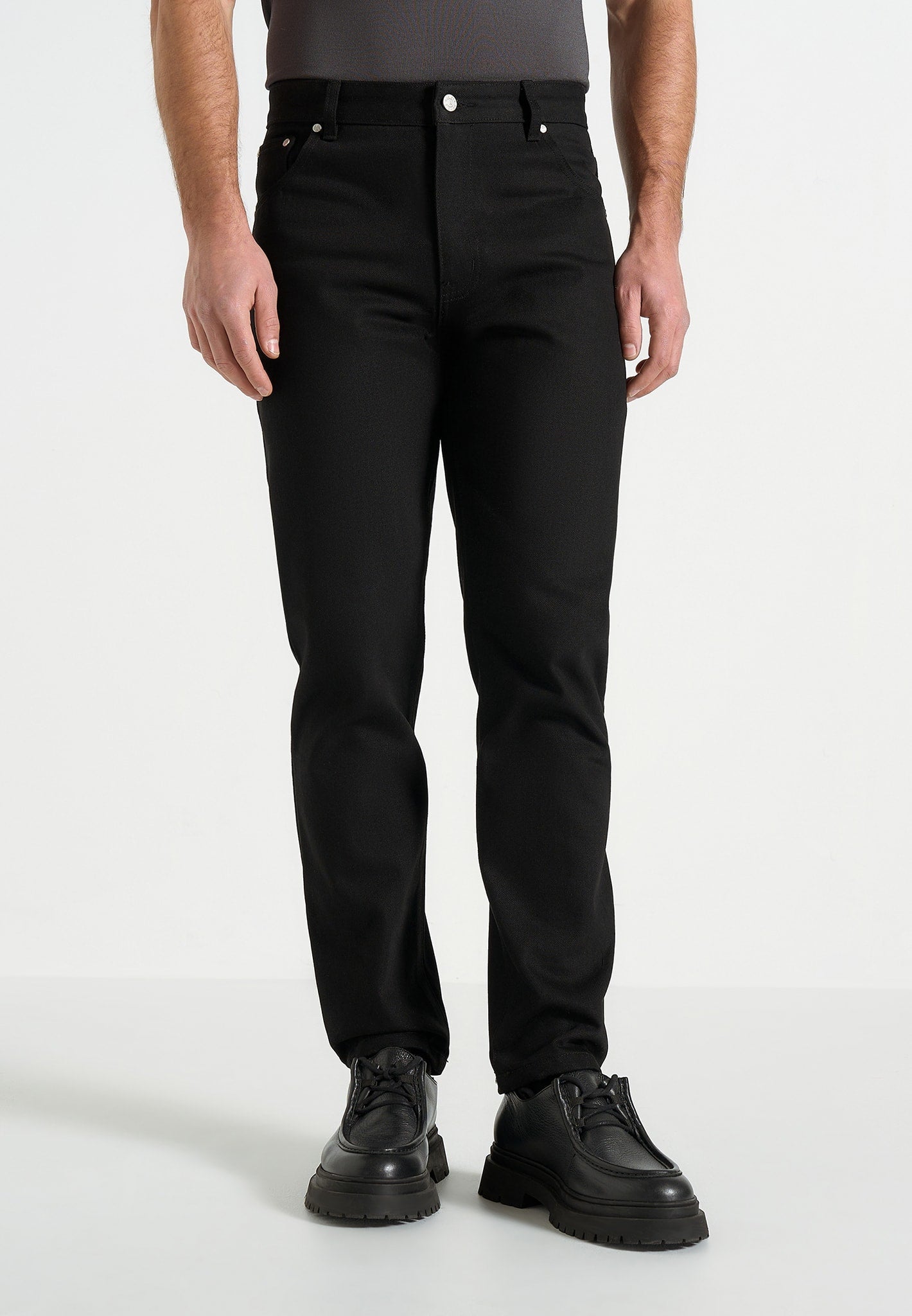 dn001-tapered-fit-jeans-black 