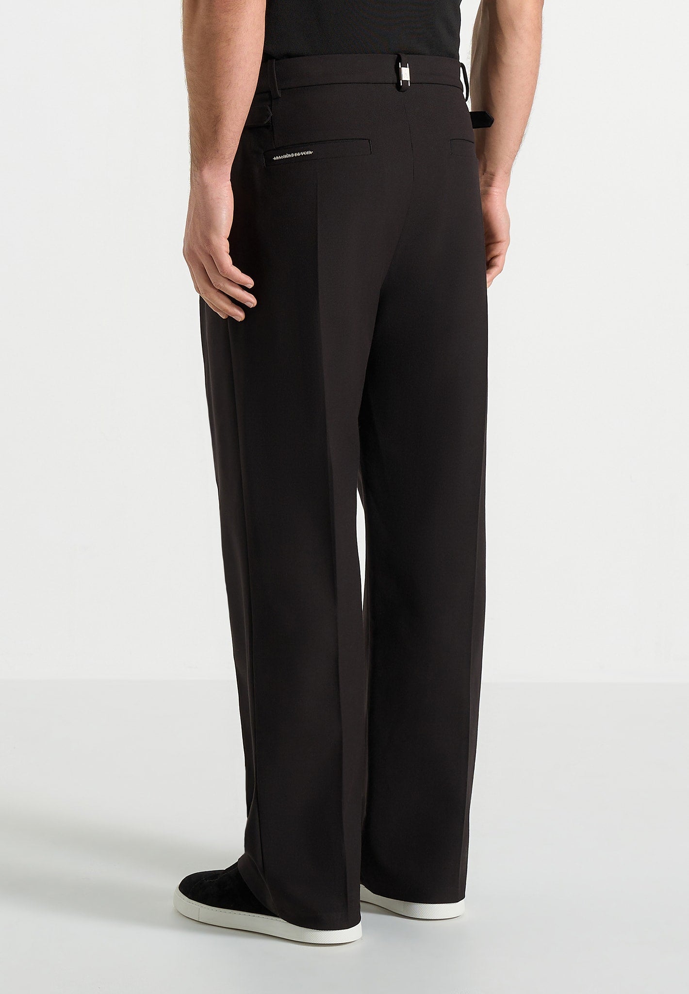 pierre-relaxed-fit-pleated-tailored-trousers-black-2