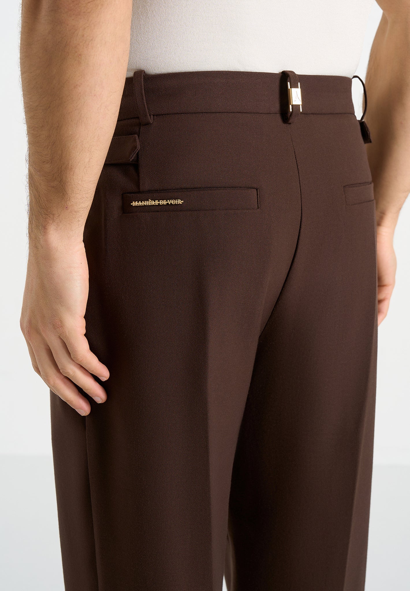 pierre-relaxed-fit-pleated-tailored-trousers-brown-2