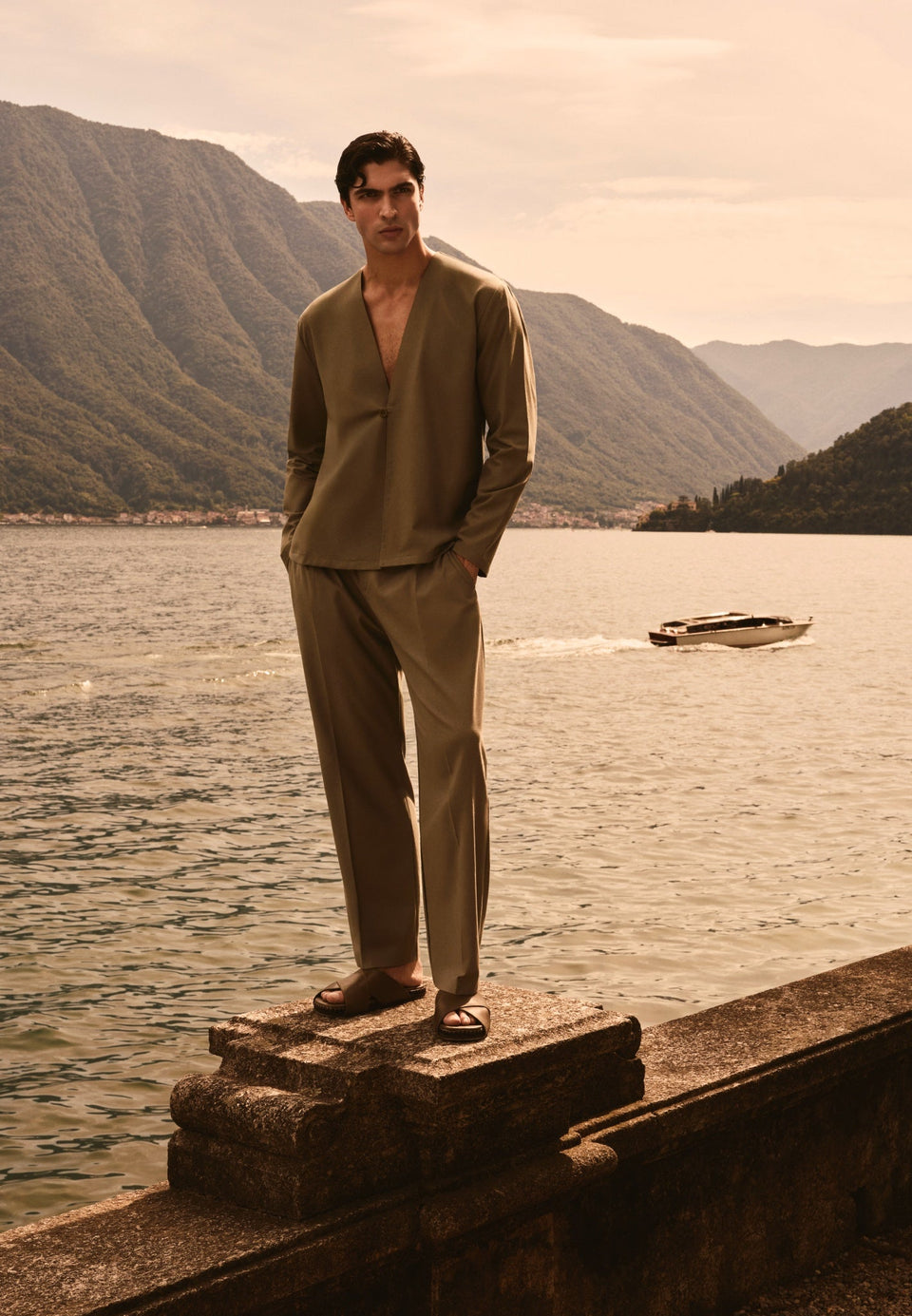 dorian-pleated-linen-trousers-khaki