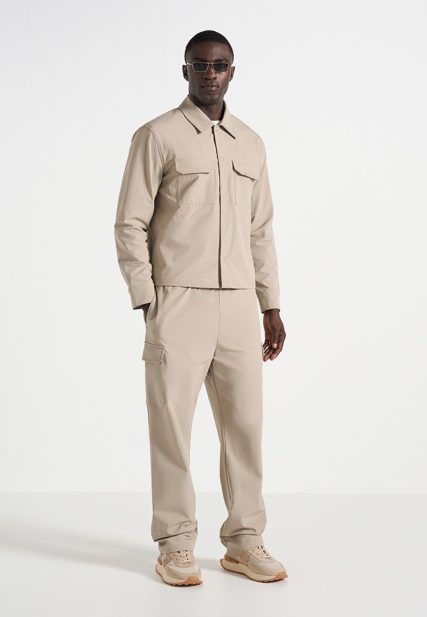 milo-technical-cargo-jacket-taupe