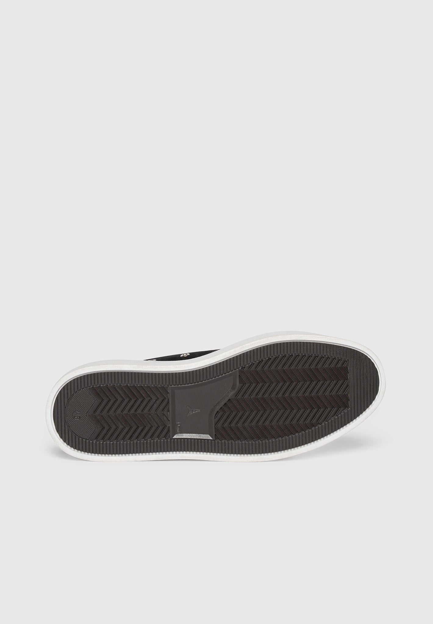 Vienna - Suede Contrast Stitch Sneaker - Black