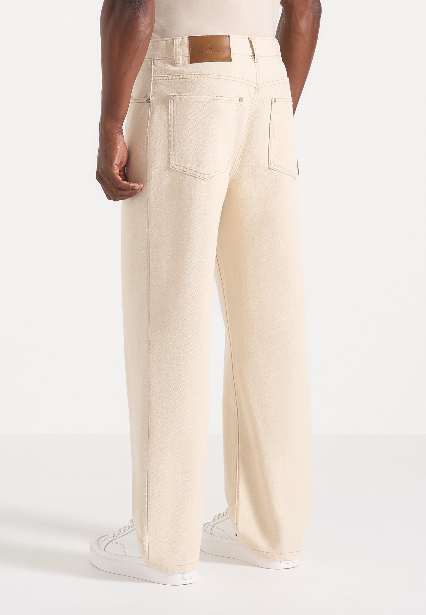 dn002-relaxed-fit-jeans-cream