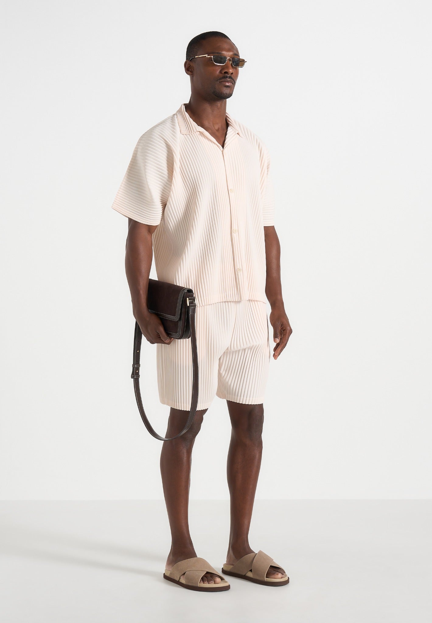 Drew - Pleated Shorts - Cream 