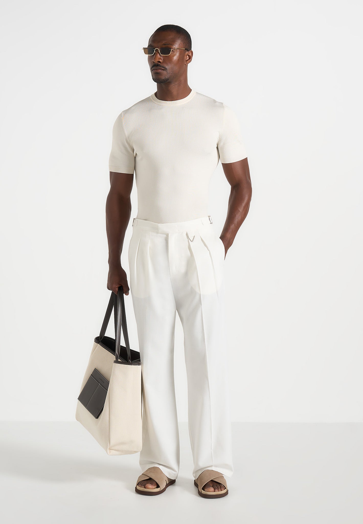 Pierre - Relaxed Fit Linen Pleated Pants - White 