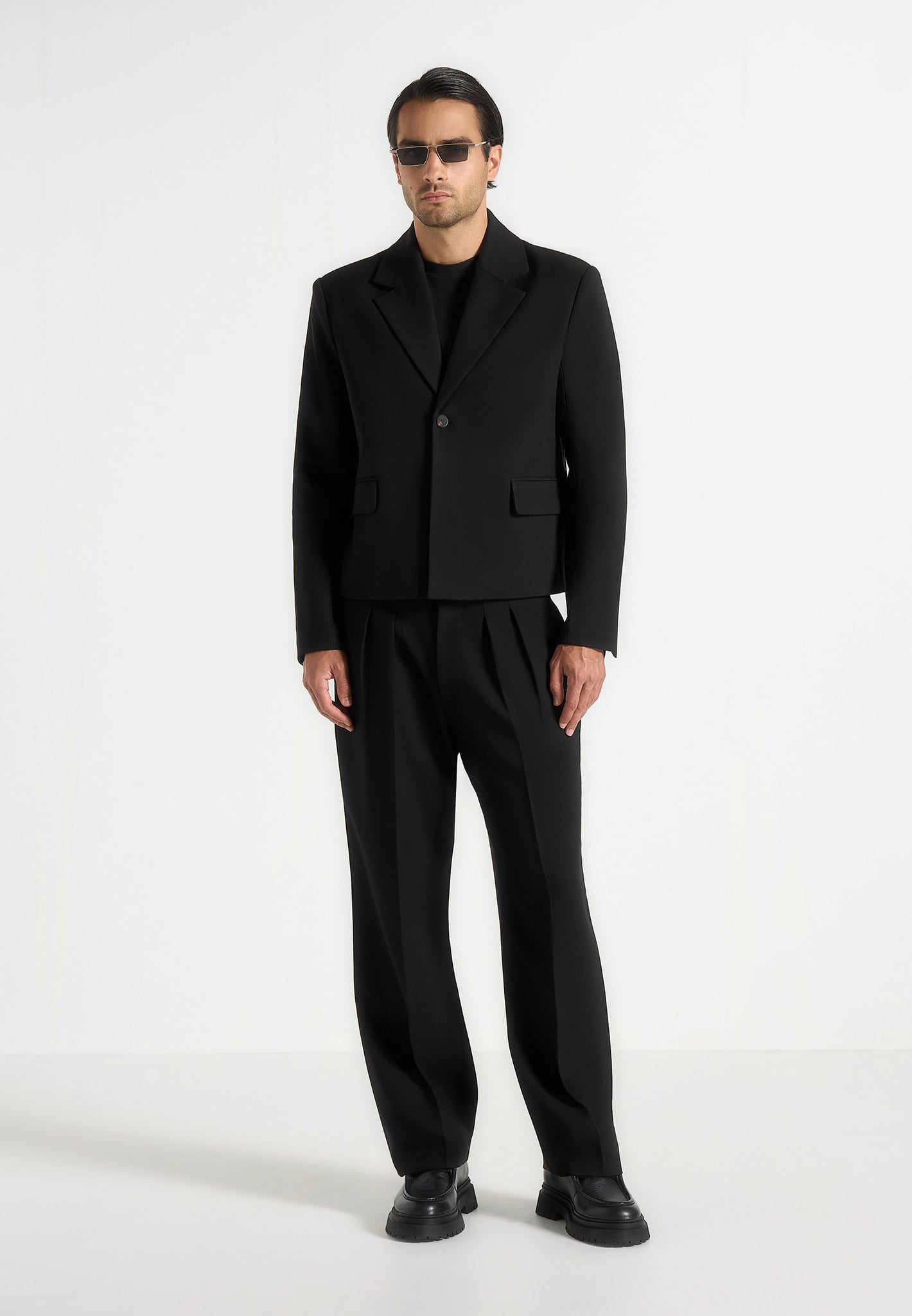 Silas - Tailored Cropped Blazer - Black