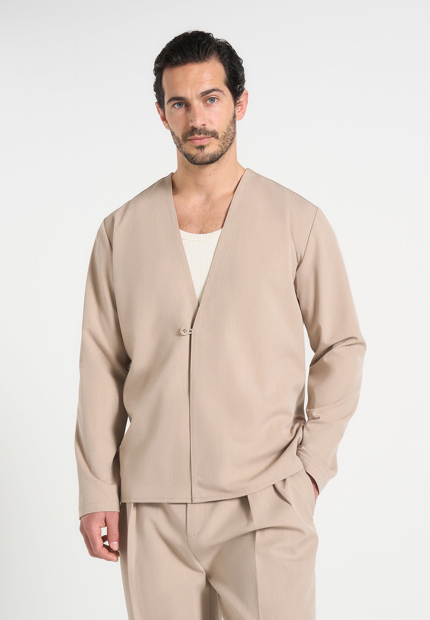 axel-minimal-kimono-shirt-beige 
