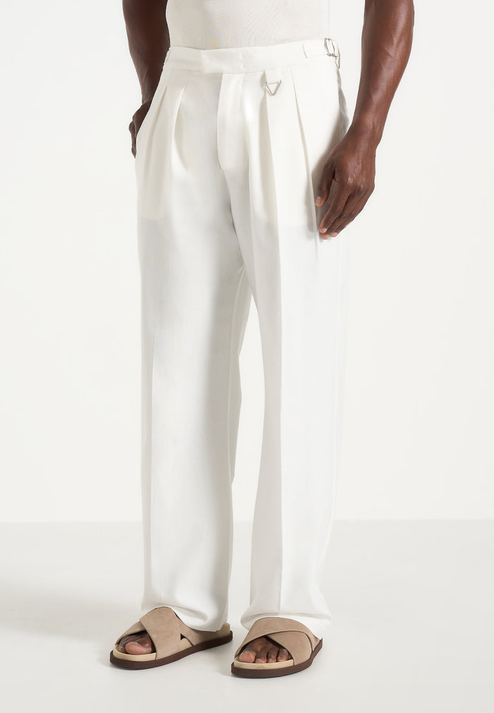 Pierre - Relaxed Fit Linen Pleated Pants - White
