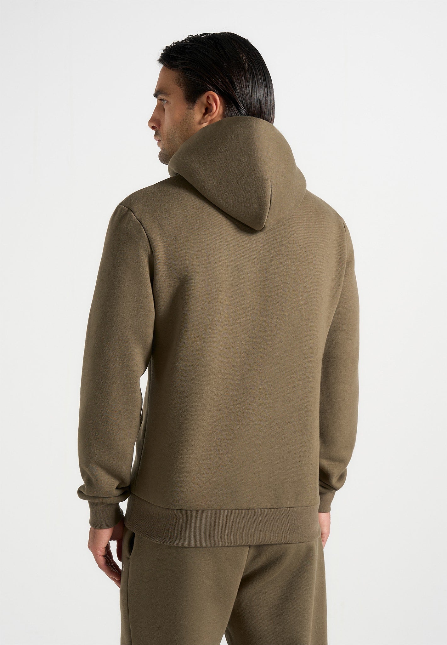 js004-signature-regular-fit-hoodie-olive