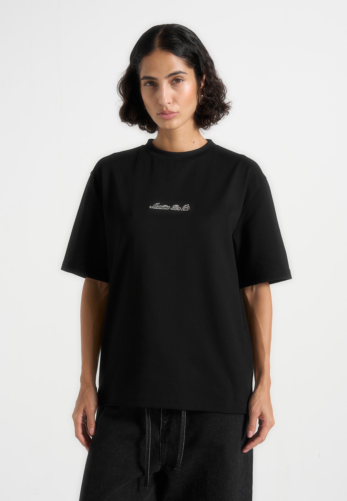ts001-unisex-signature-relaxed-fit-cotton-t-shirt-black 