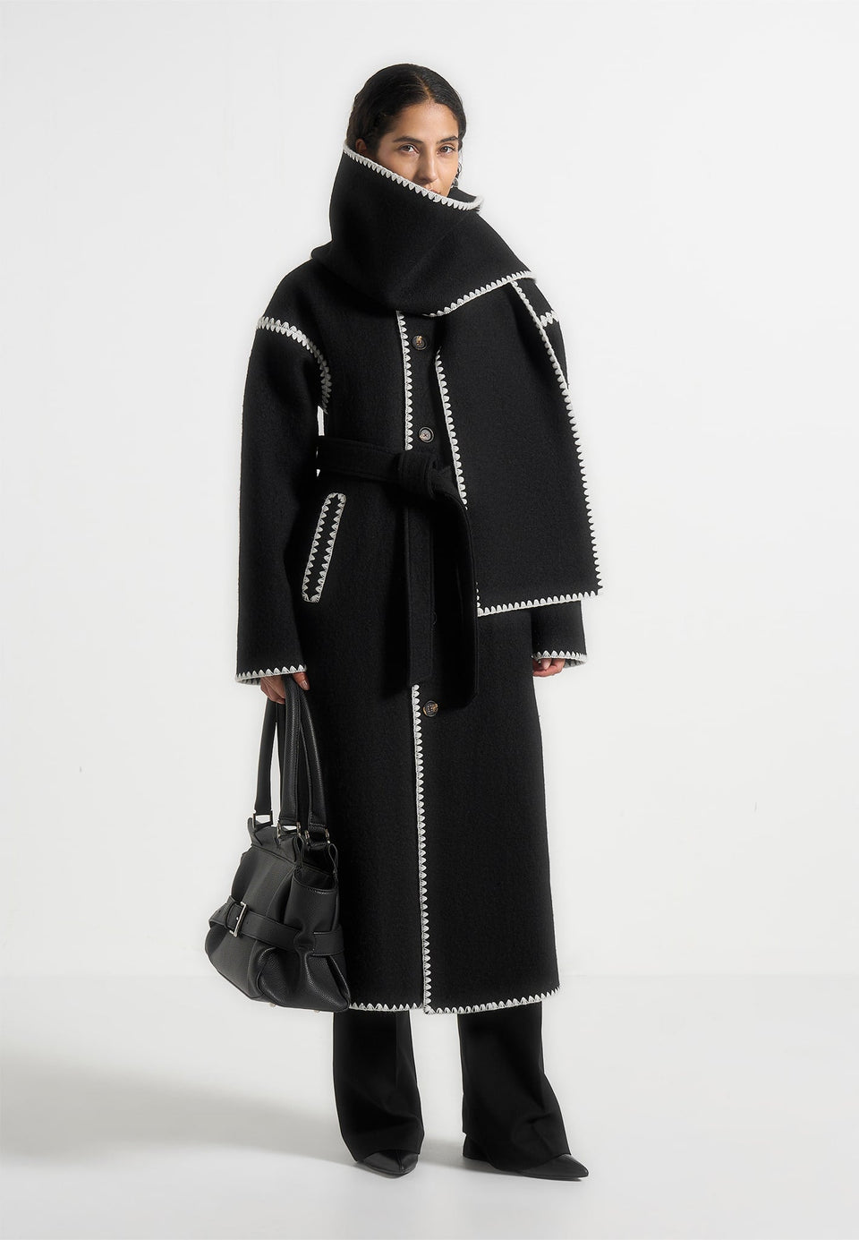 aube-blanket-stitch-wool-scarf-black