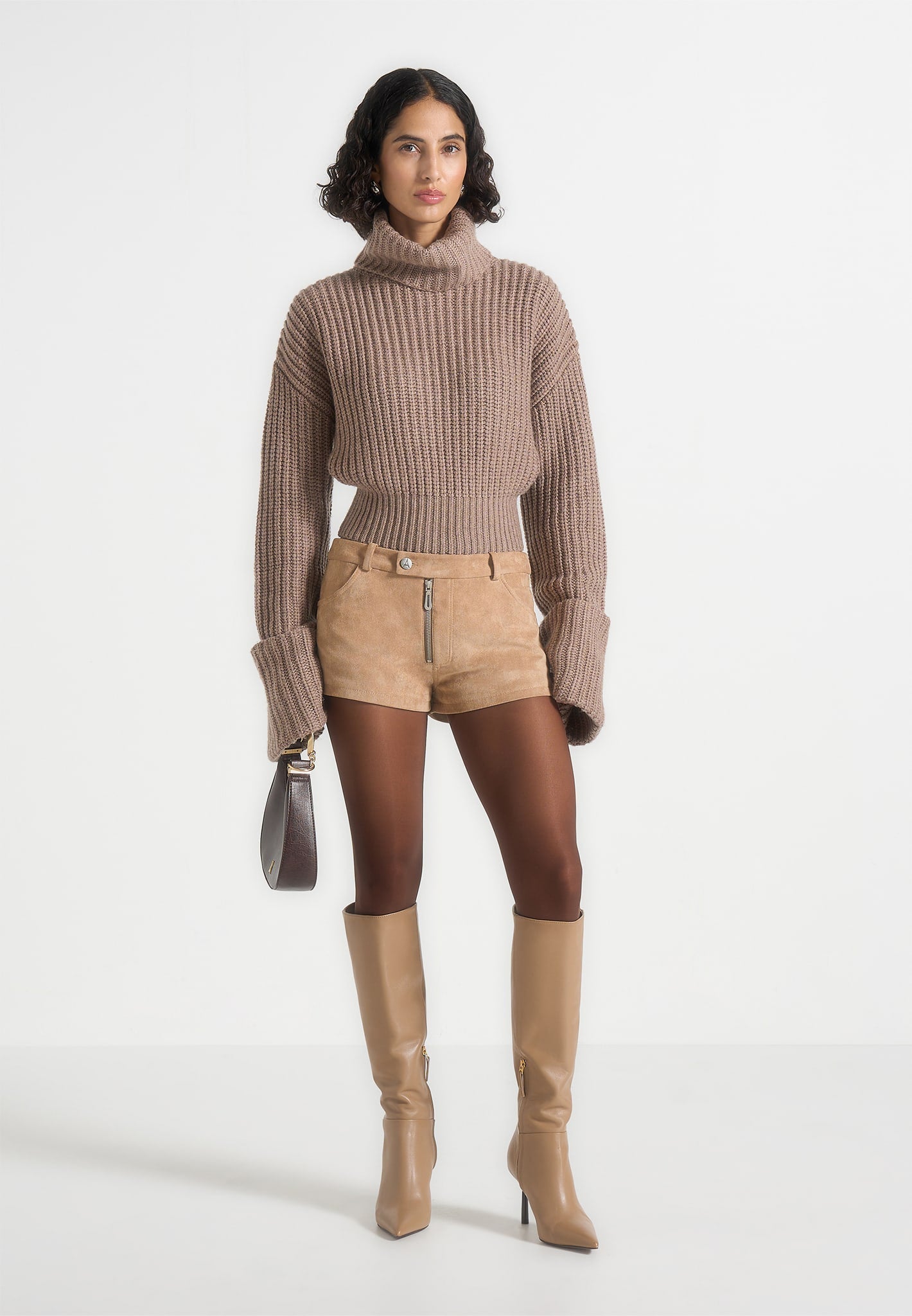 fara-suede-mini-shorts-beige 