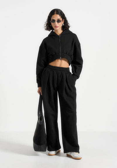 straight-leg-joggers-black