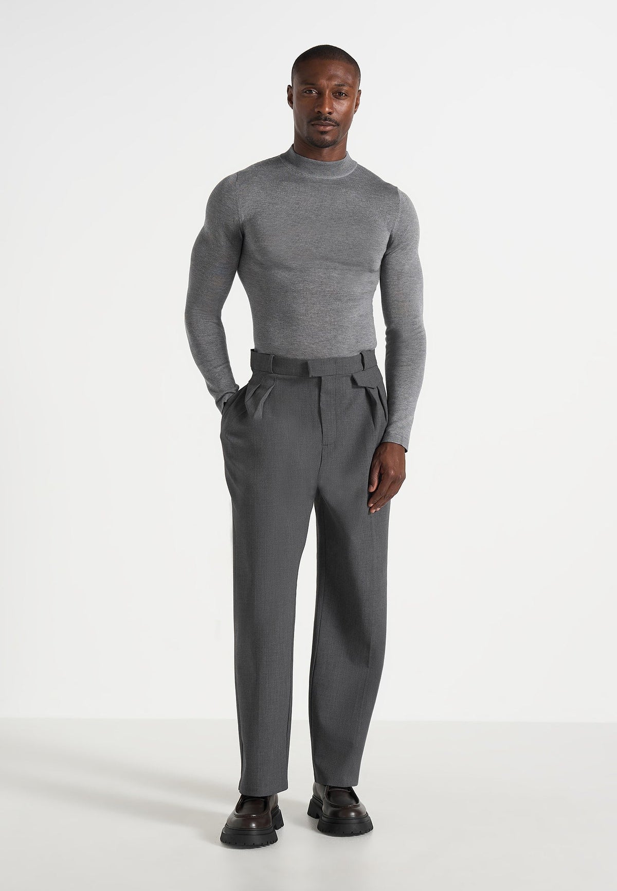 KW003 - Fitted Mock Neck Wool-Blend Sweater - Grey