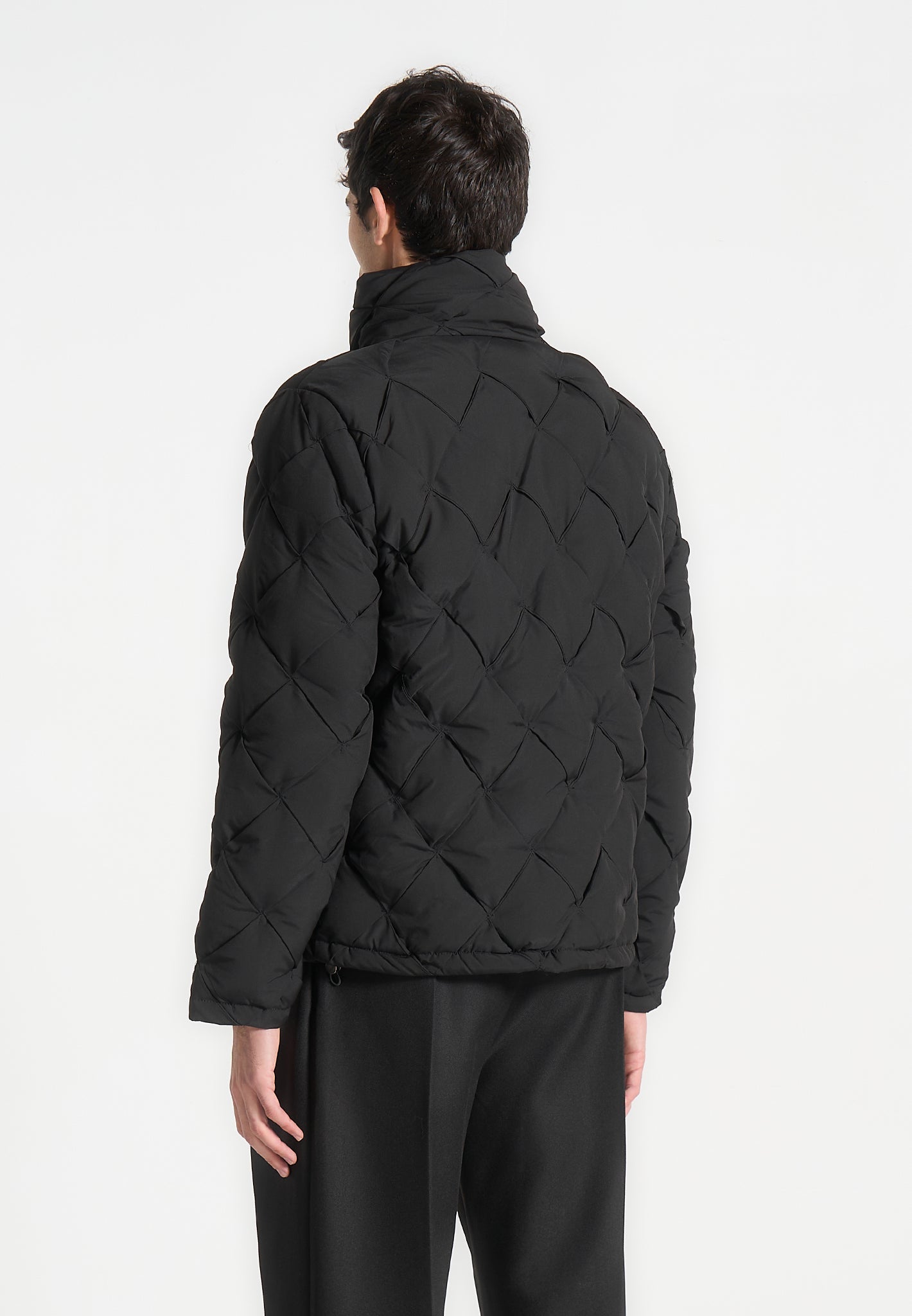 woven-interlock-puffer-jacket-black