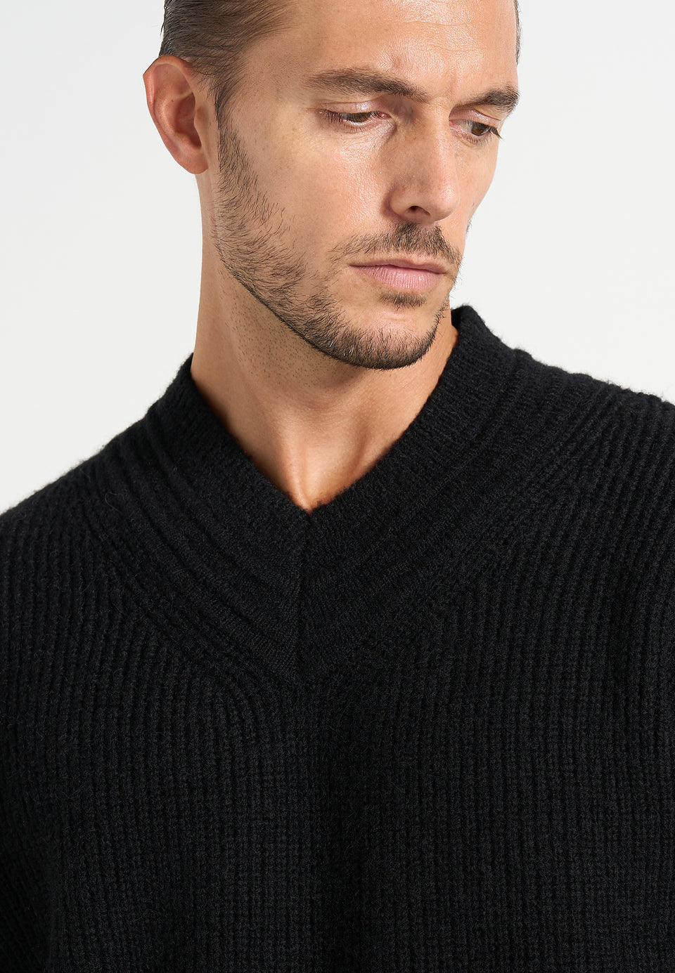 Remi - Signature Ribbed Wool-Blend V-Neck Sweater - Black