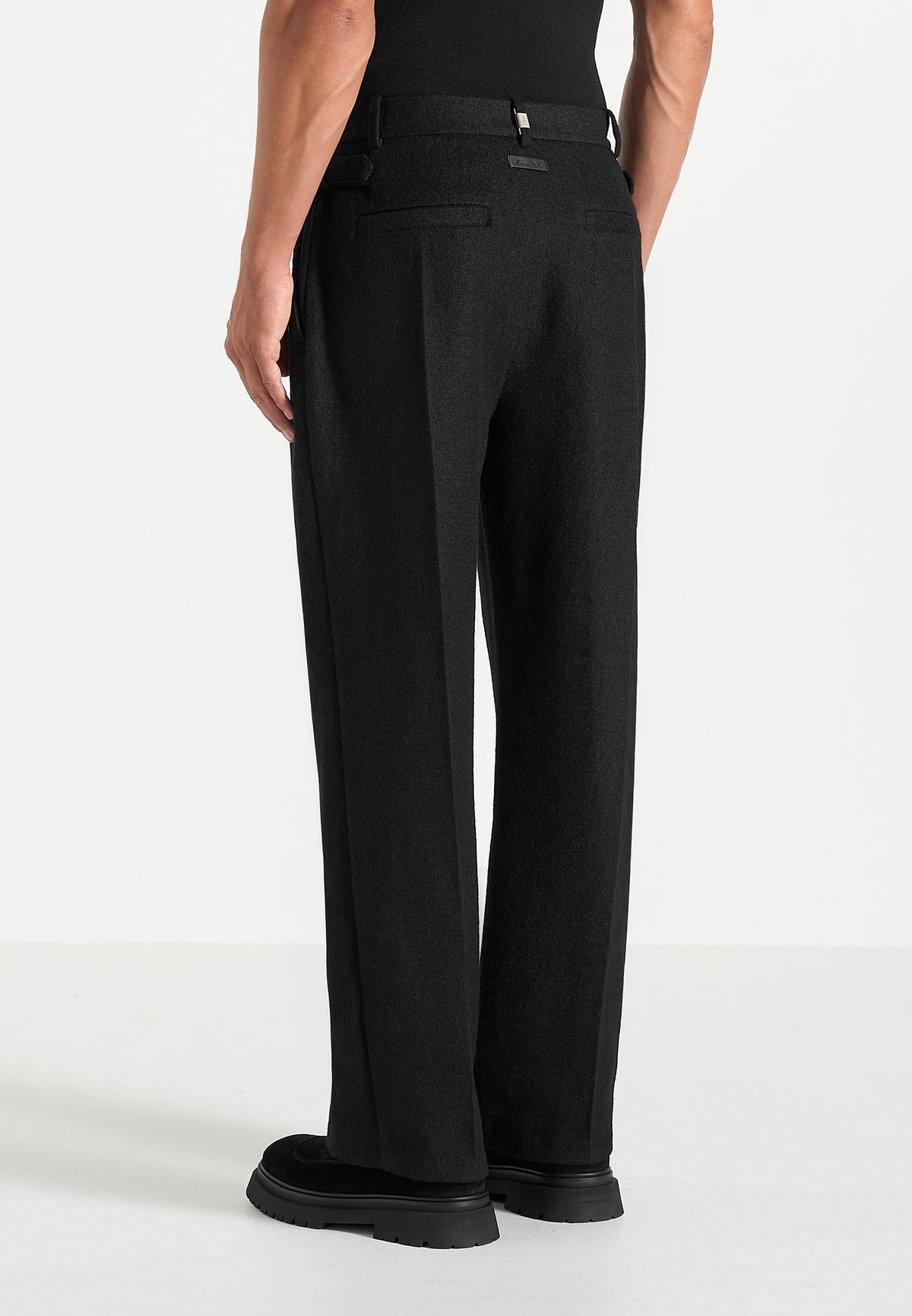 Dorian - Herringbone Brushed Wool Pleated Pants - Black