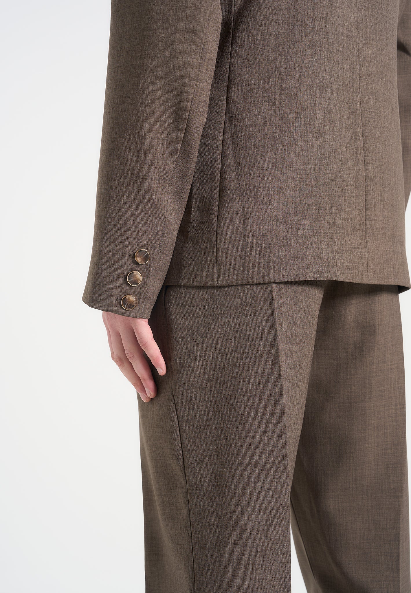 single-breasted-hatched-tailored-suit-jacket-light-brown