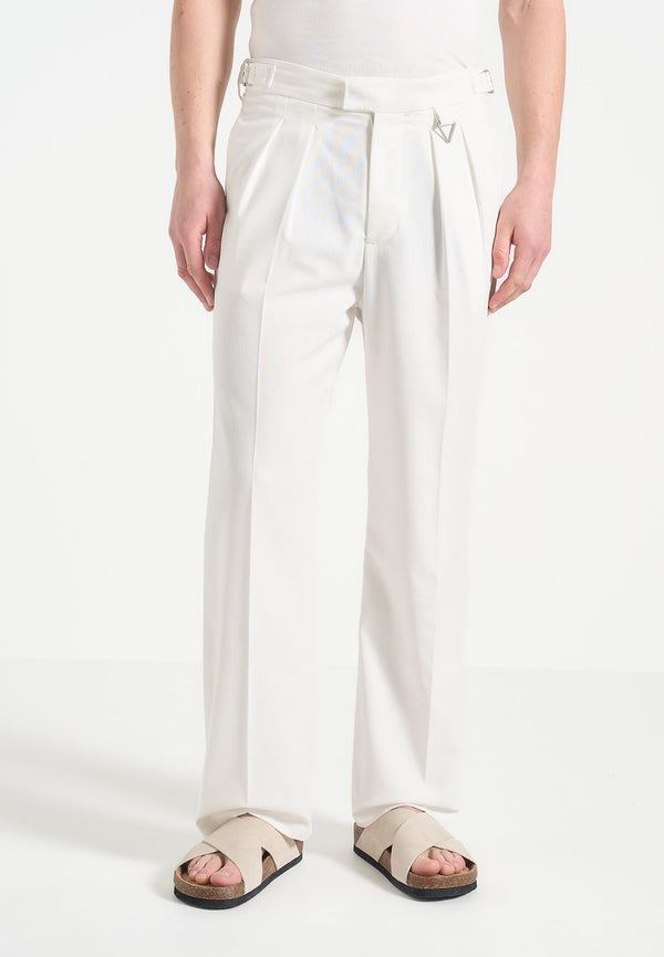 Pierre - Relaxed Fit Linen Pleated Trousers - White