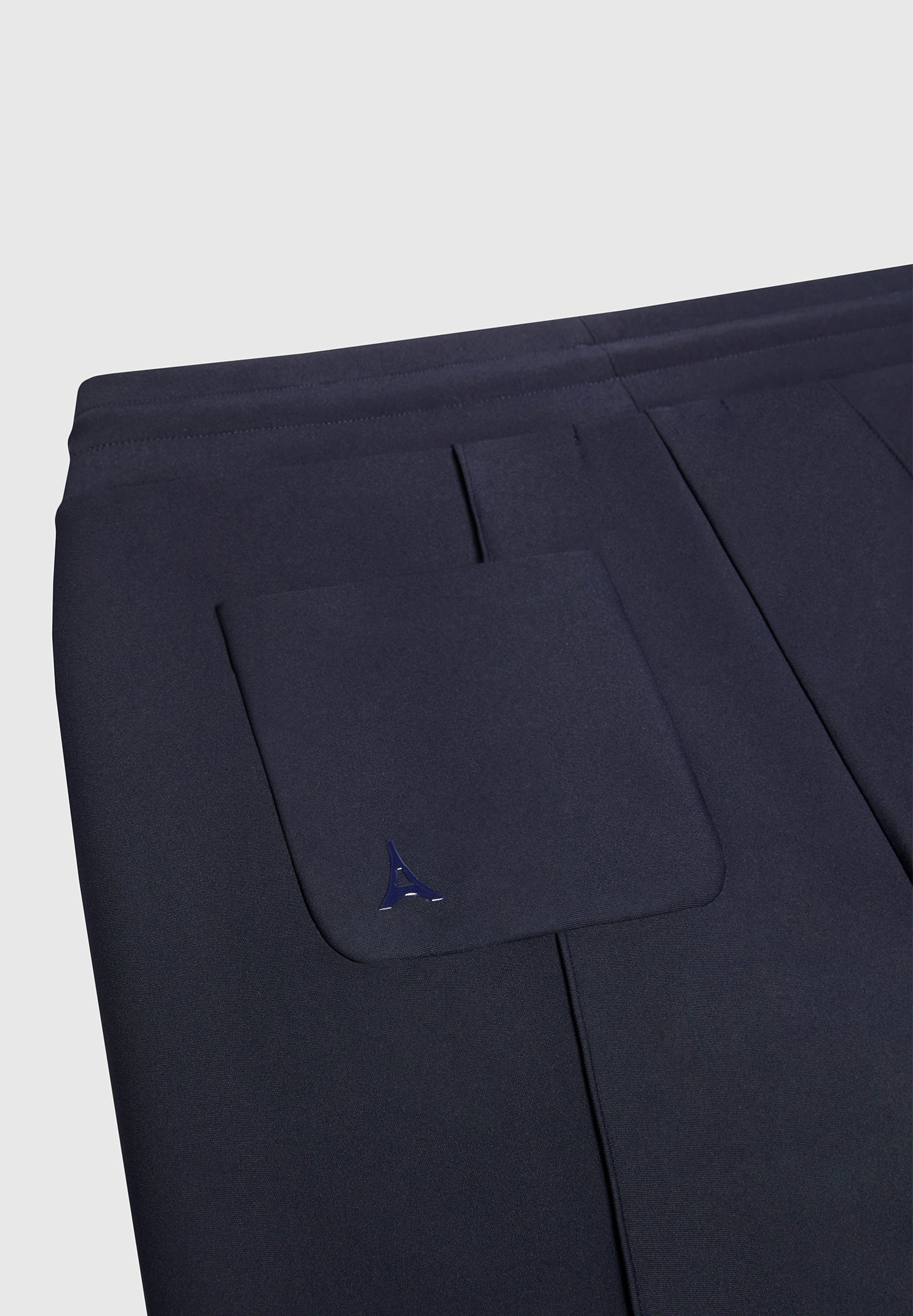 neoprene-tapered-fit-pintuck-joggers-navy