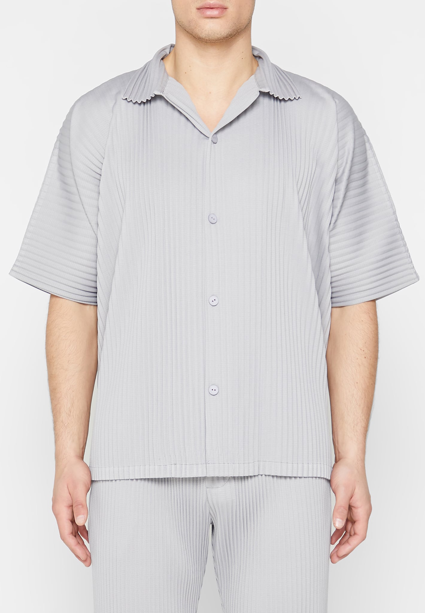 pleated-shirt-iced-grey