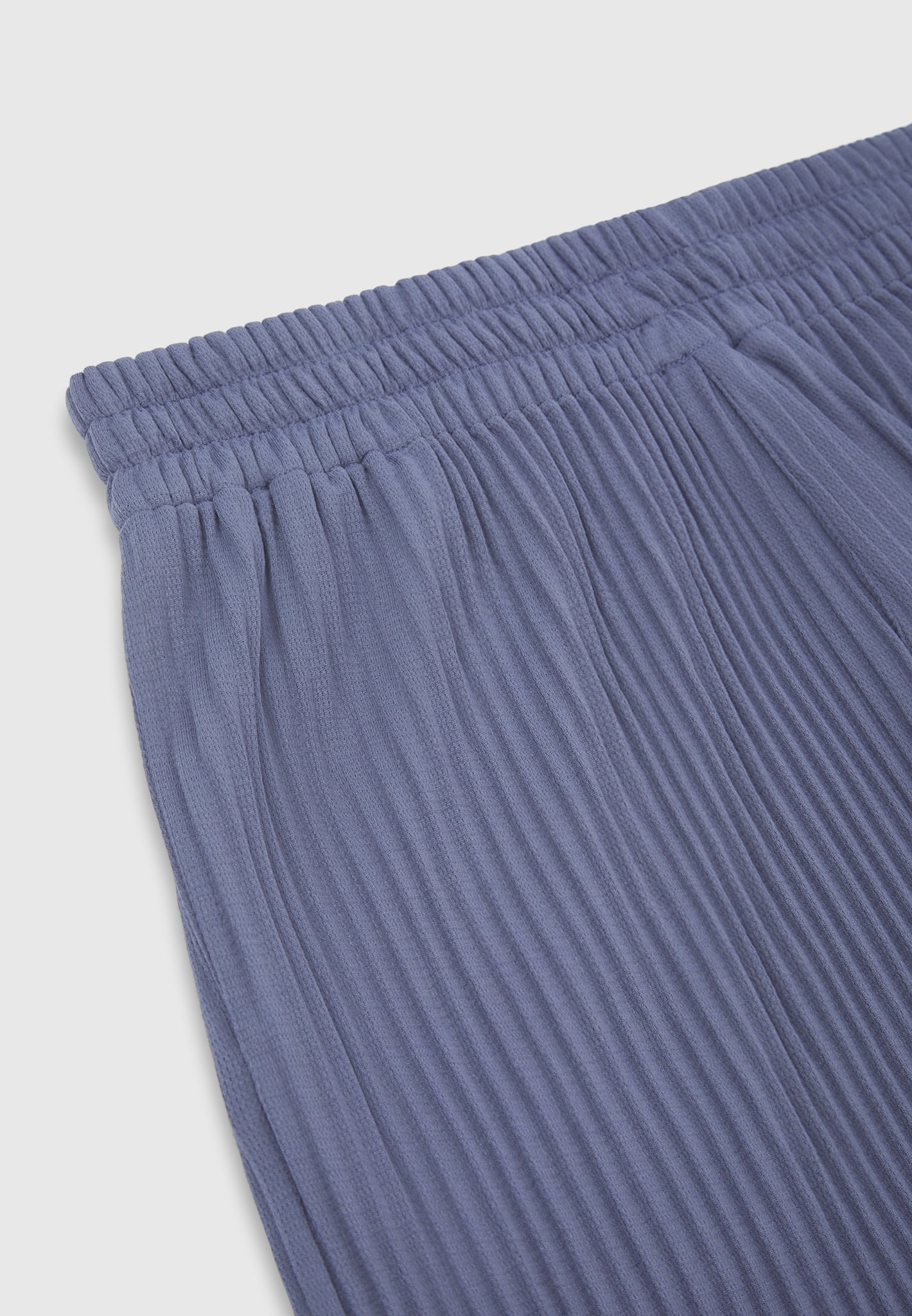 pleated-shorts-steel-blue