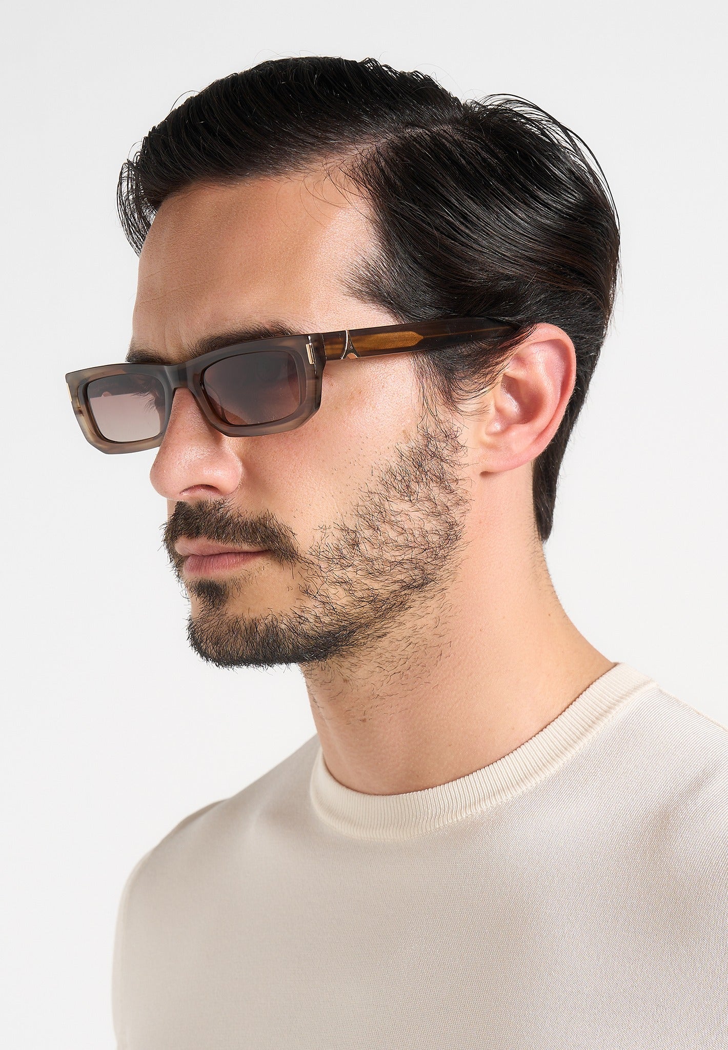 Milan - Curved-Frame Sunglasses - Brown