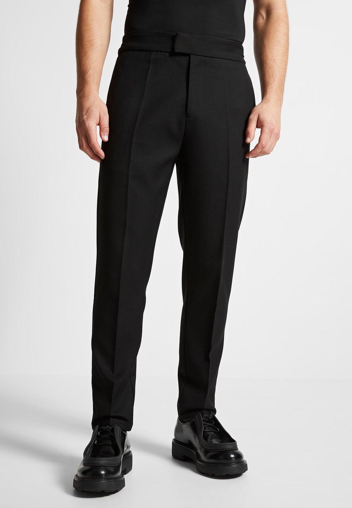 Claude - Slim Fit Tailored Pants - Black