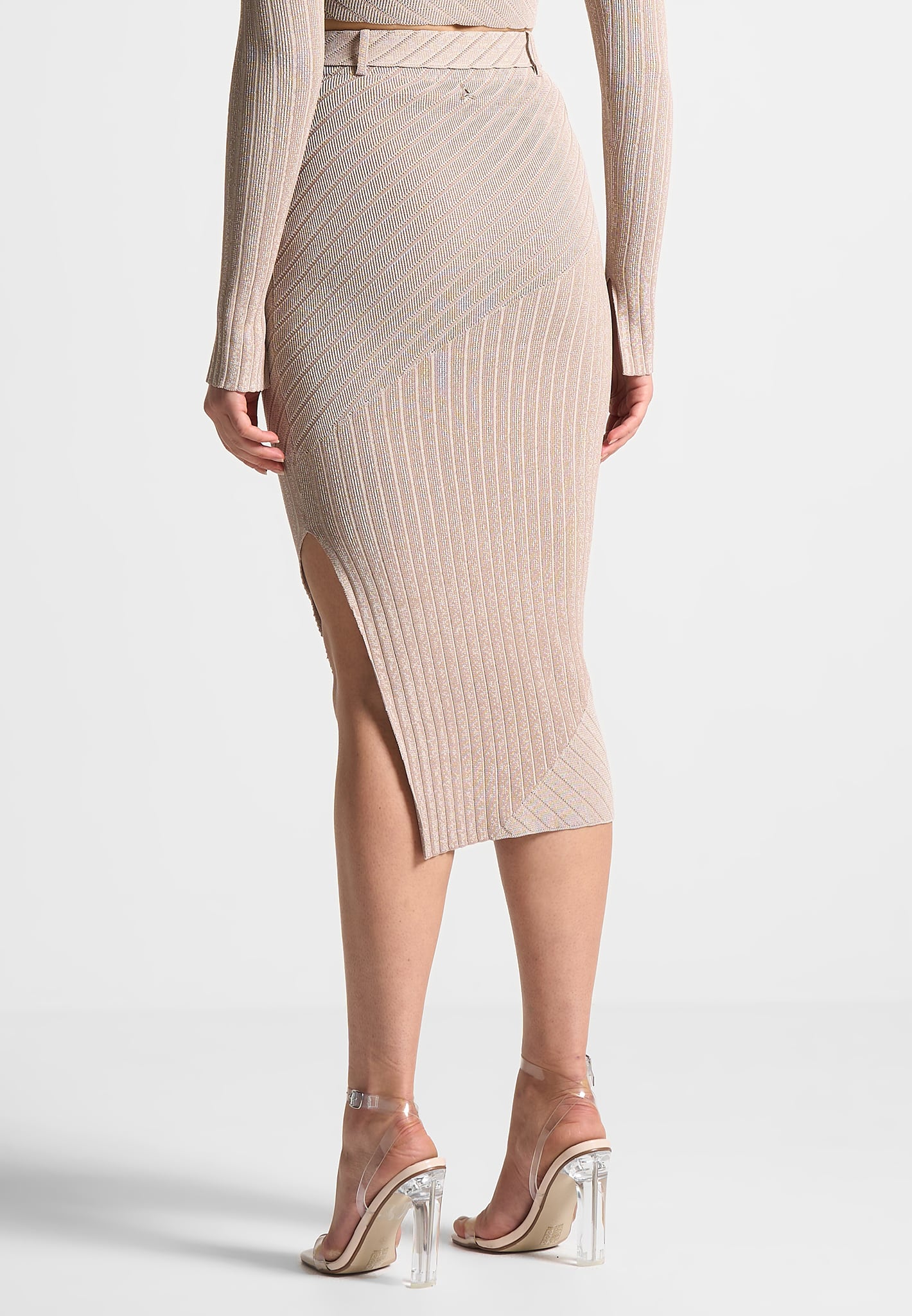 two-tone-ribbed-knit-midi-skirt-with-belt-beige