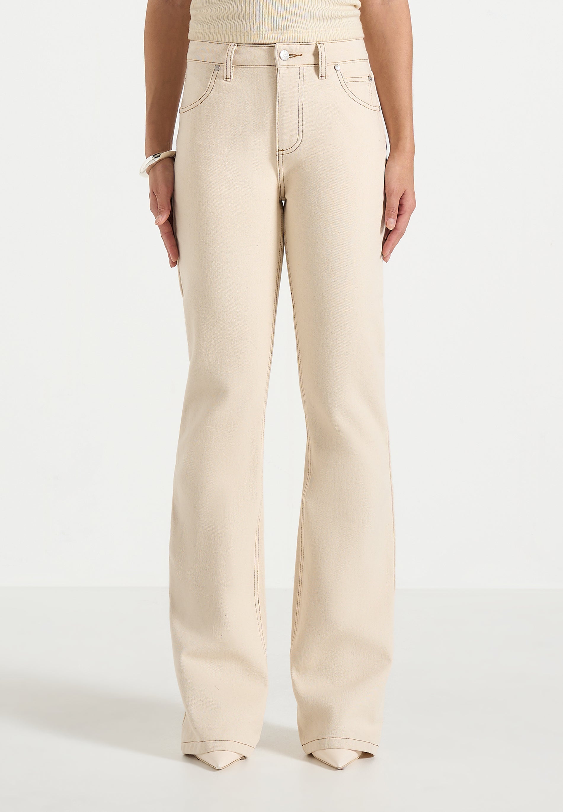 abbie-stacked-fit-and-flare-jeans-cream