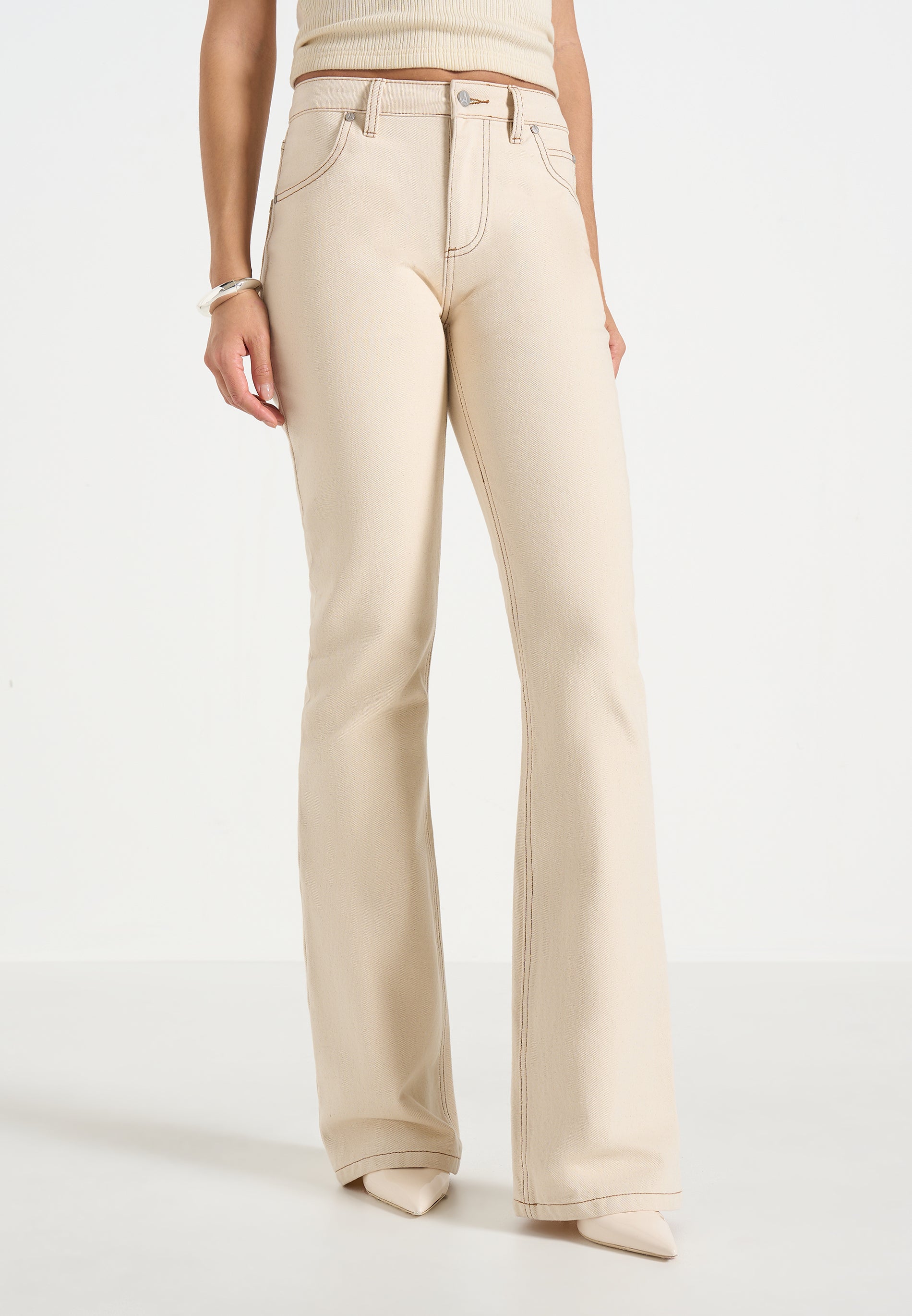 abbie-stacked-fit-and-flare-jeans-cream