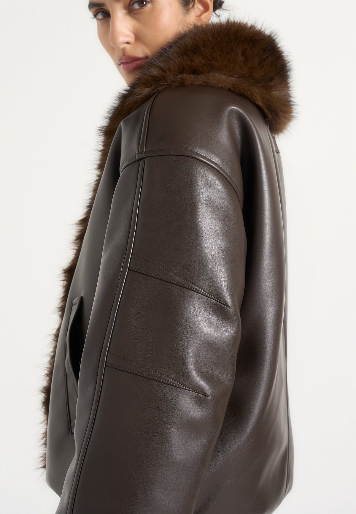 Oakley - Fur Collar Leather Bomber Jacket - Brown