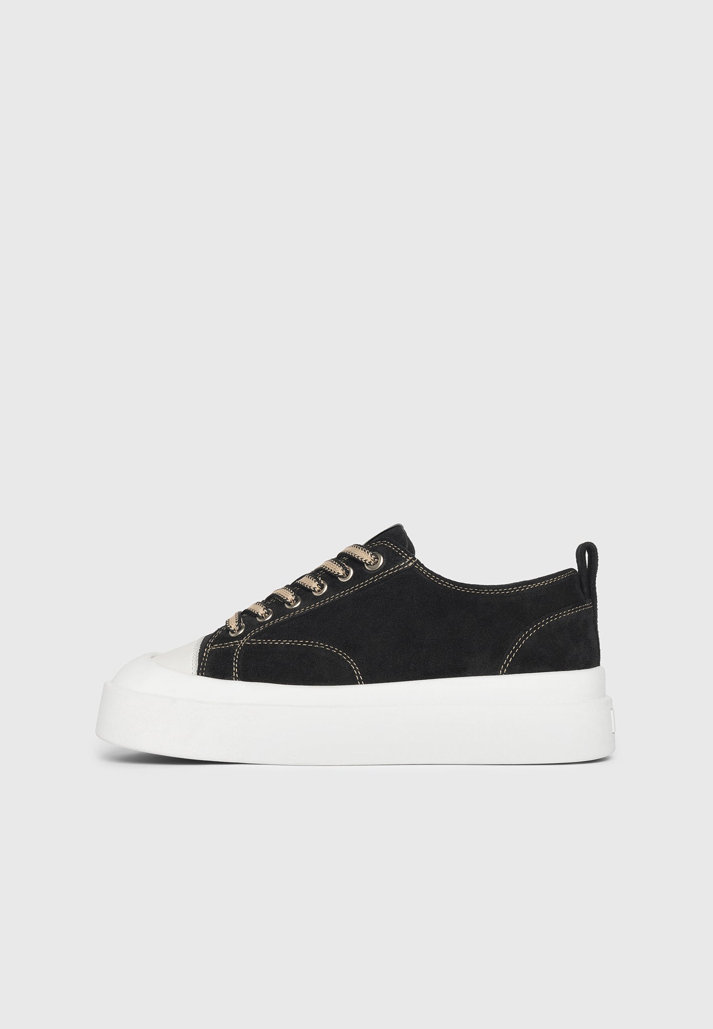 vienna-suede-contrast-stitch-sneaker-black-1 