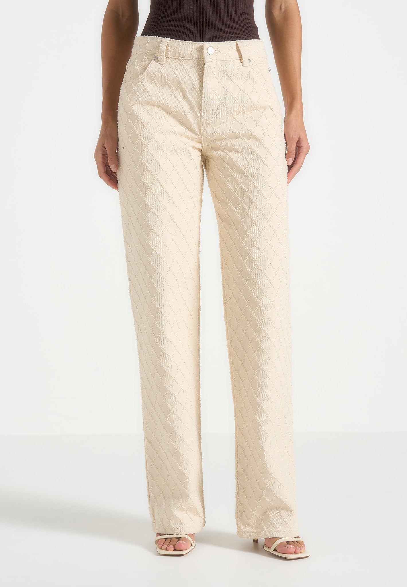 elyssa-diamond-stitch-denim-jeans-cream 
