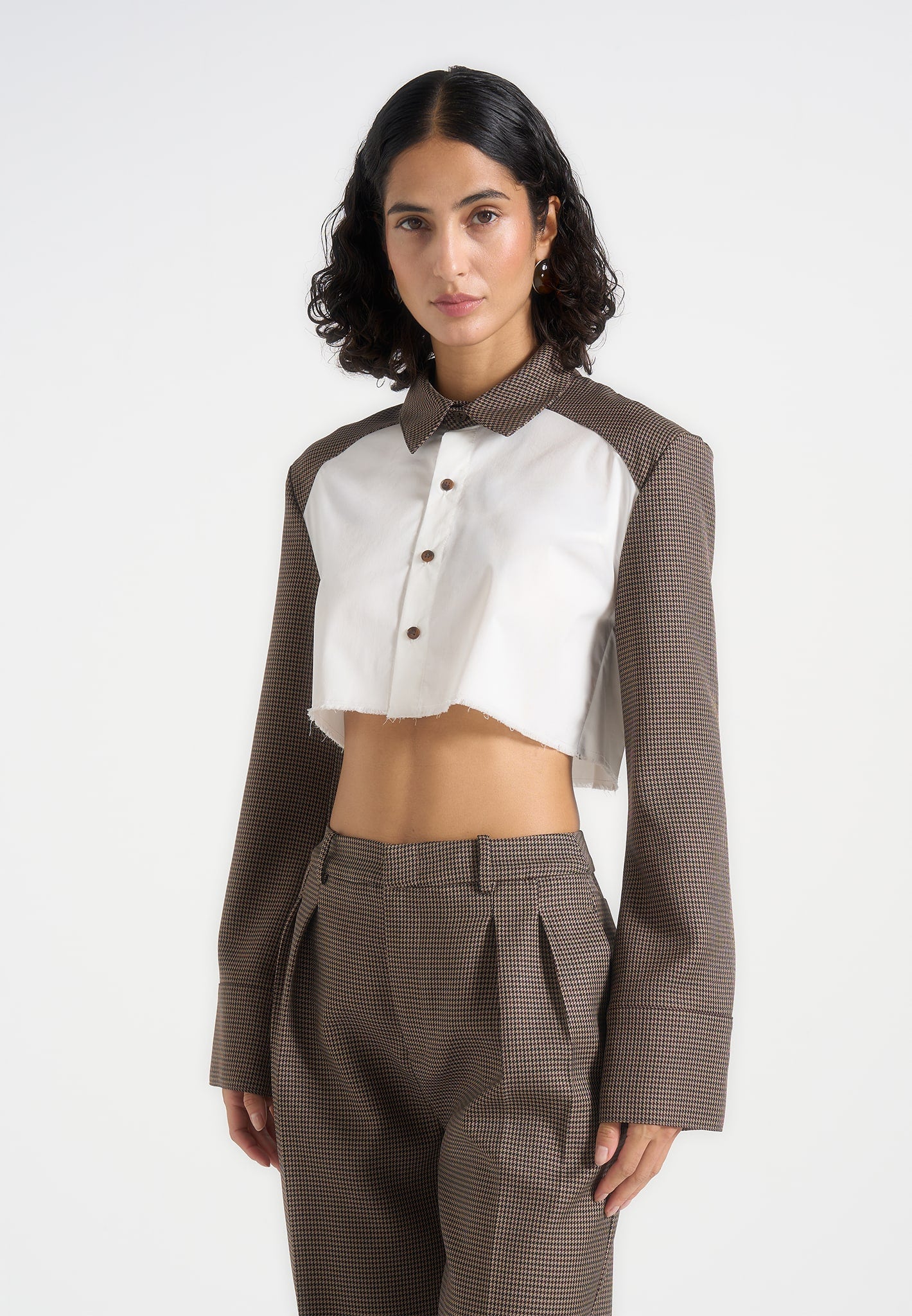 bernadette-houndstooth-cotton-cropped-shirt-white-brown