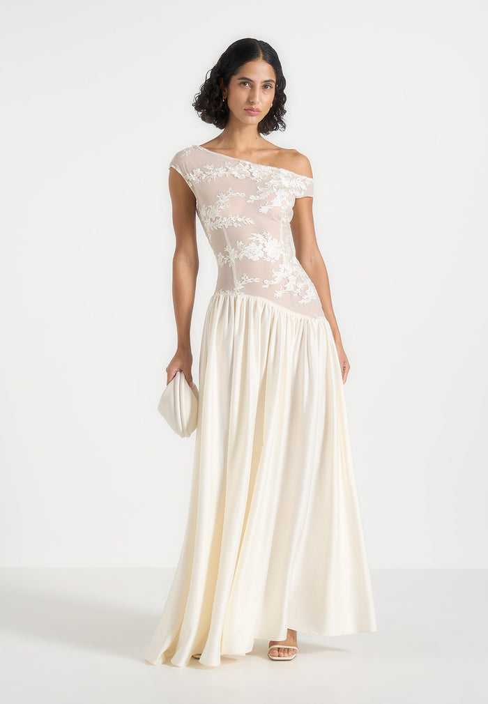 Alanna - Off Shoulder Fit and Flare Maxi Dress - Ivory