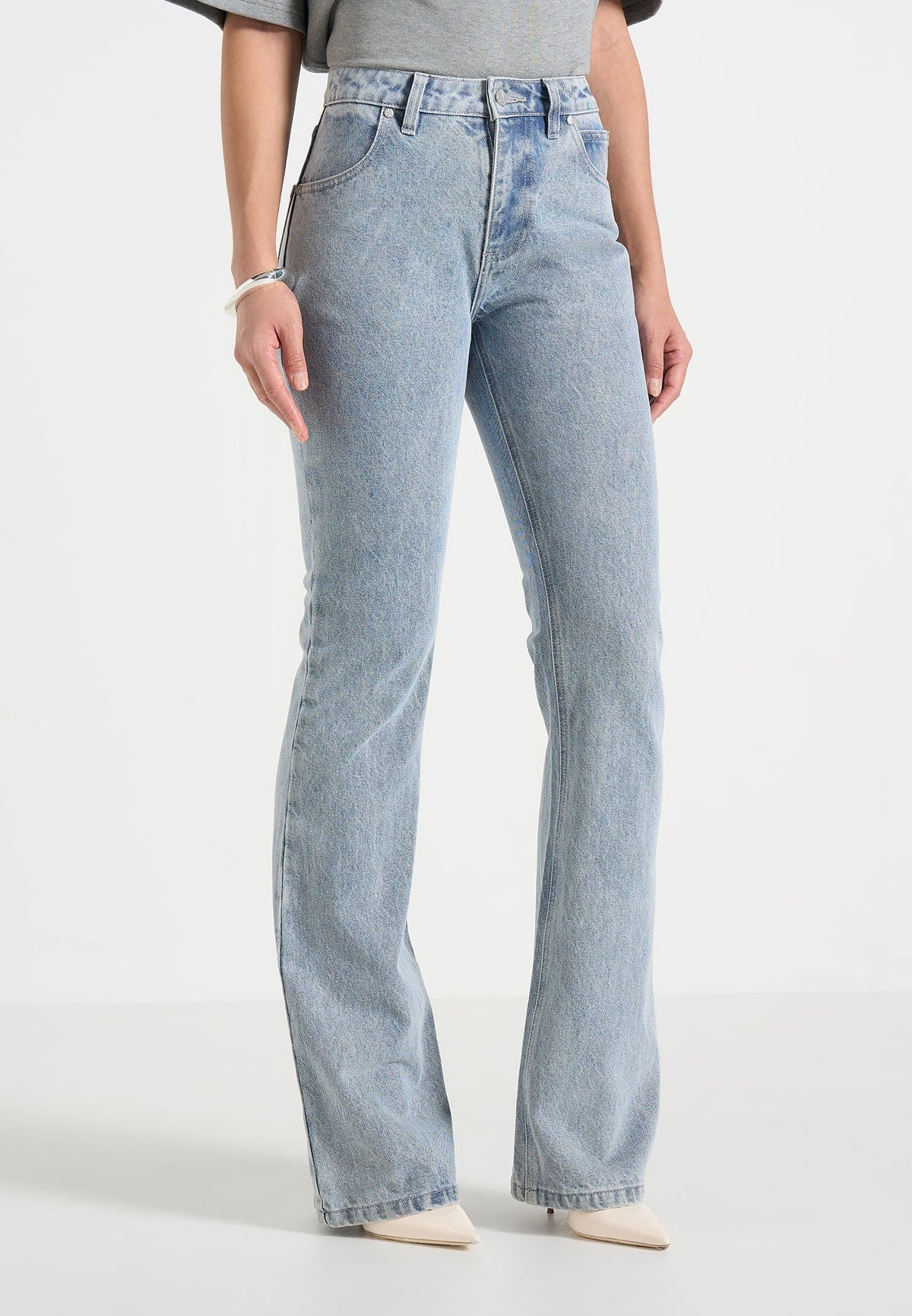 abbie-stacked-fit-and-flare-jean-mid-blue