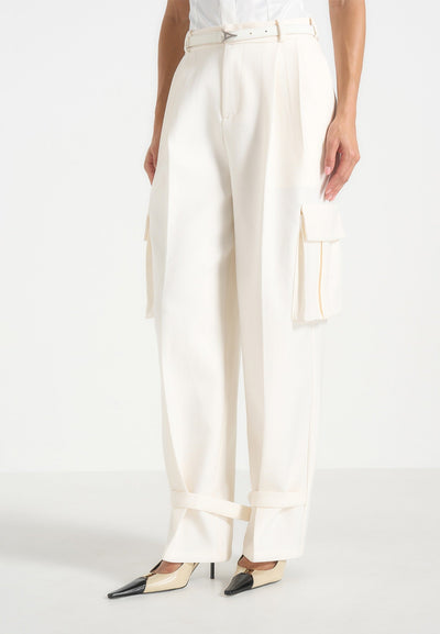 Danielle - Tailored Pleated Cargo Pants - Off White
