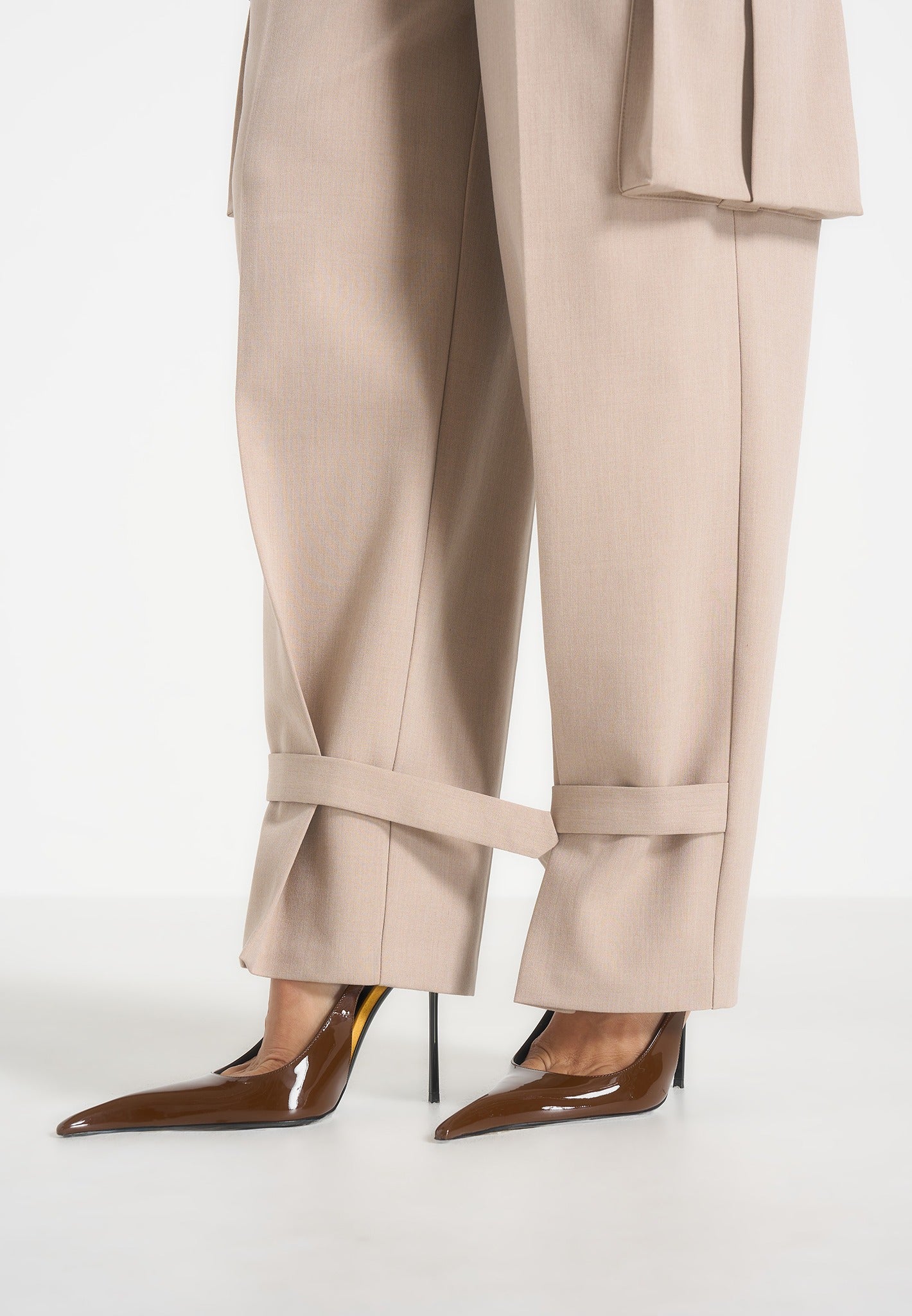 Danielle - Tailored Pleated Cargo Pants - Beige