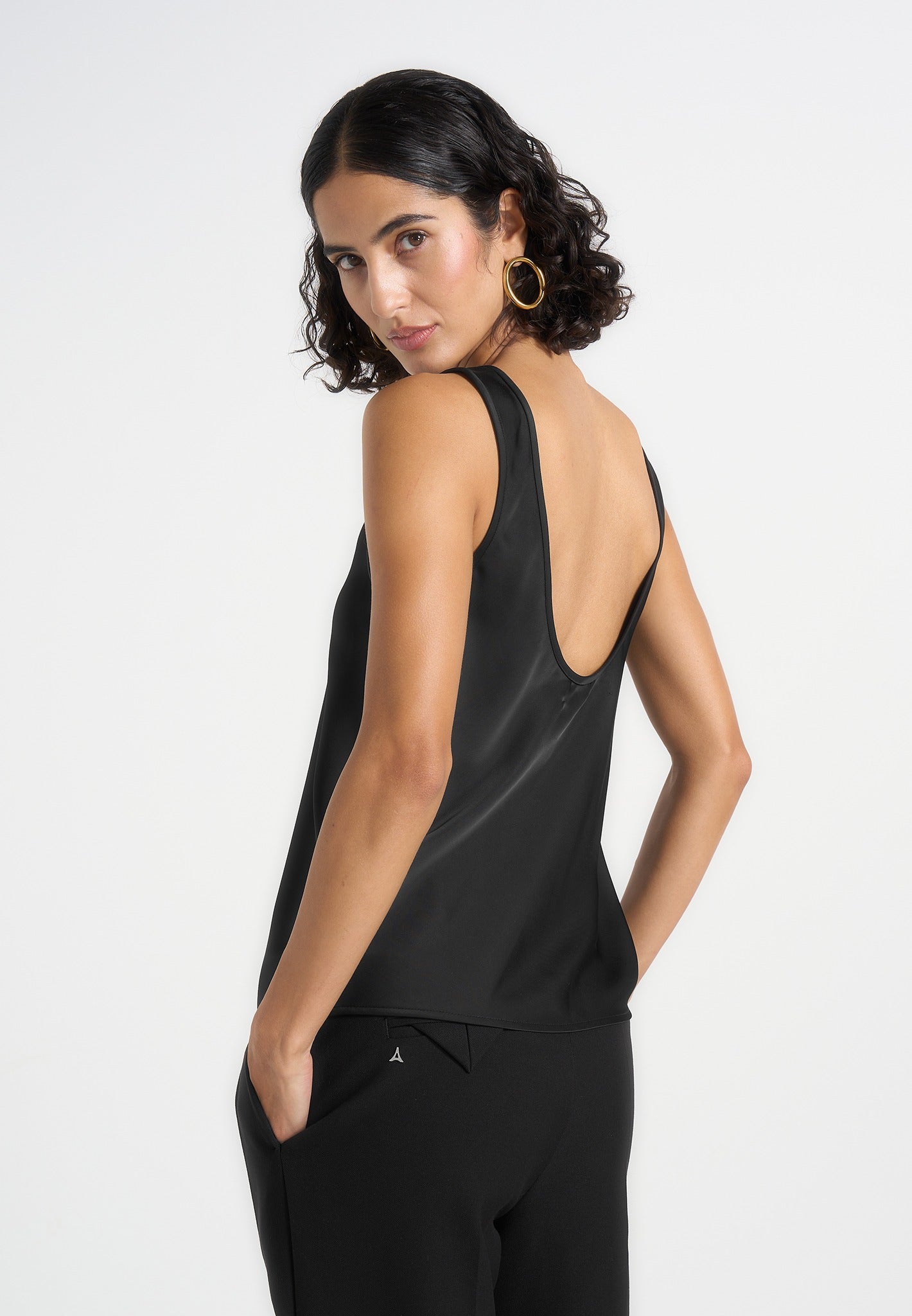 Mathilda - Satin Scoop Neck Open Back Tank Top - Black